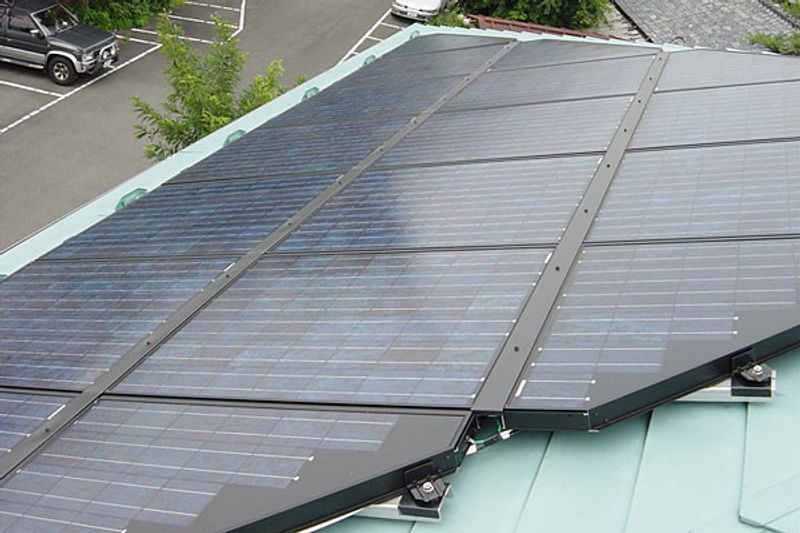 太陽光発電の施工写真